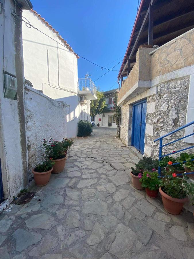 Giannis-kleopatra House 1 * Kerames