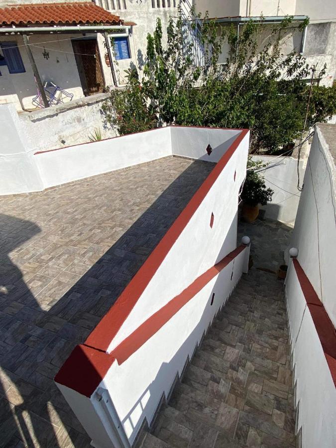 Giannis-kleopatra House 1 *